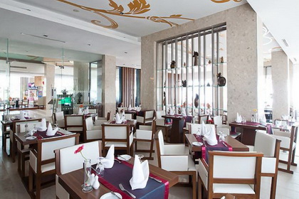 Grand Jomtien Palace 